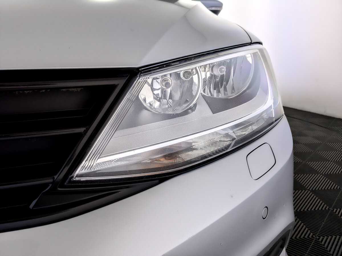 Volkswagen Jetta б/у, 2016, Роботизированная. Фото: #16