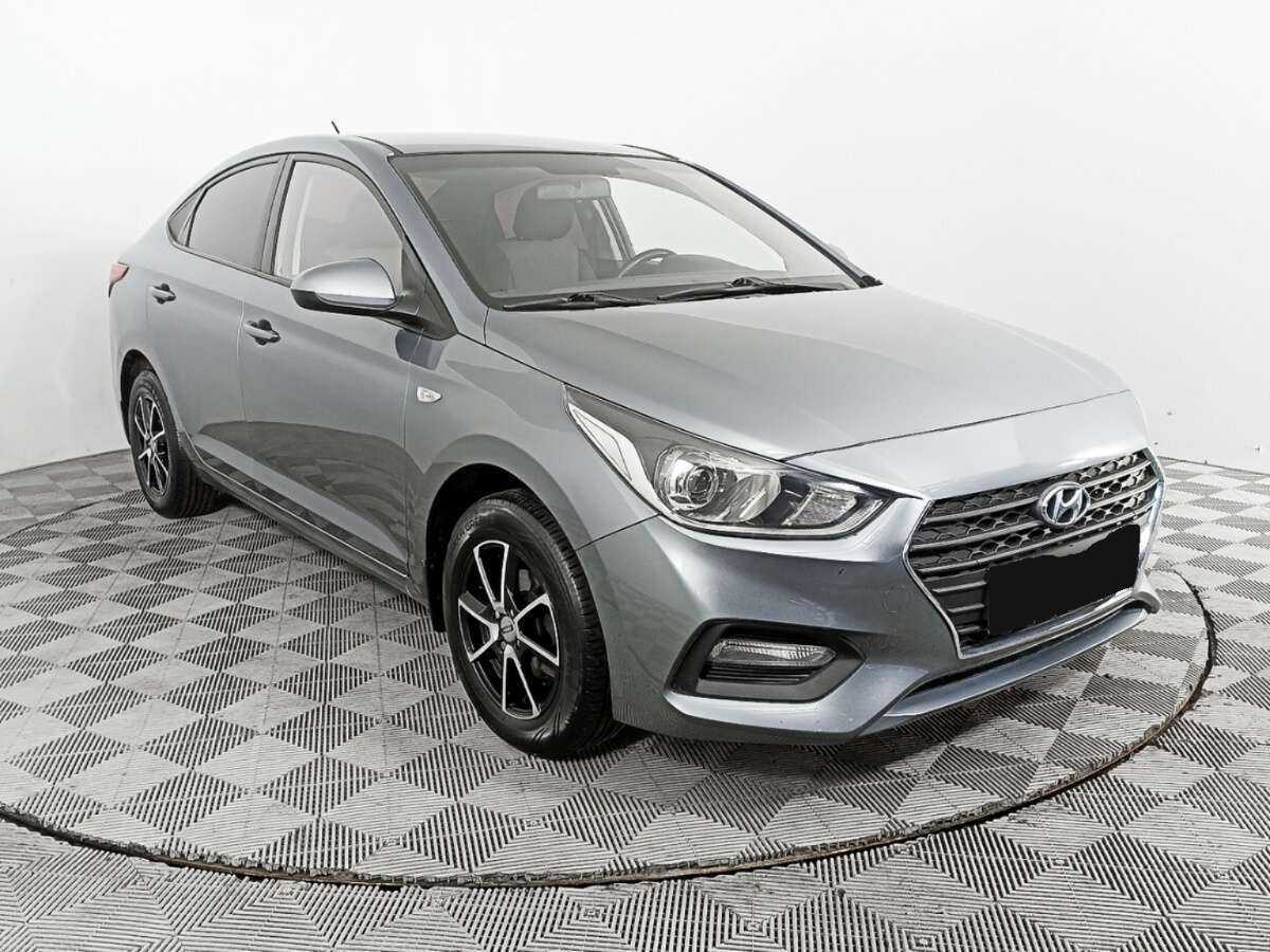 Hyundai Solaris б/у, 2017, Автоматическая. Фото: #2