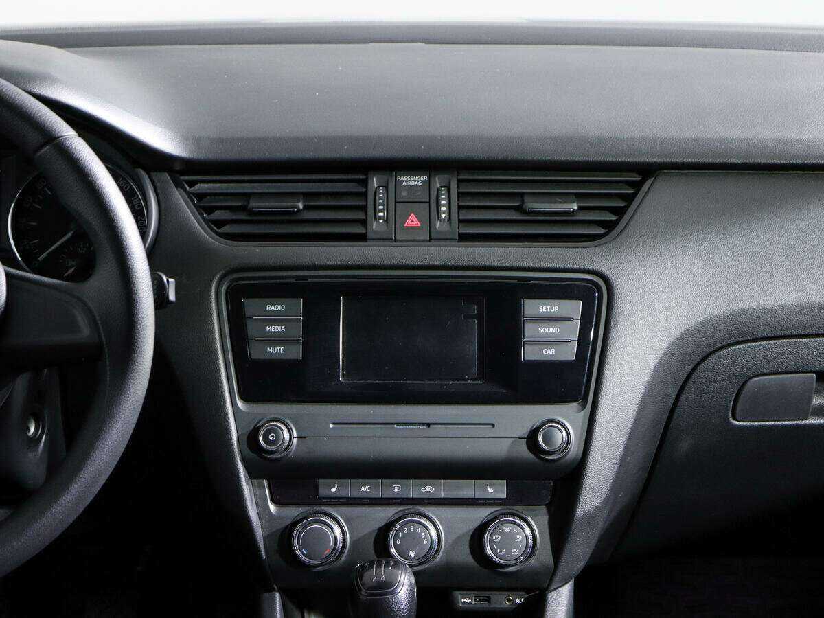 Skoda Octavia б/у, 2016, Механическая. Фото: #10