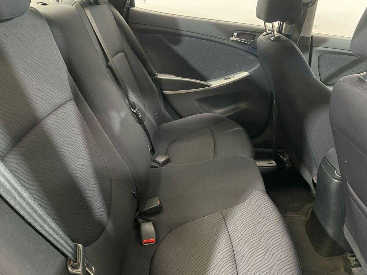 Hyundai Solaris б/у, 2012, Автоматическая. Фото: #10