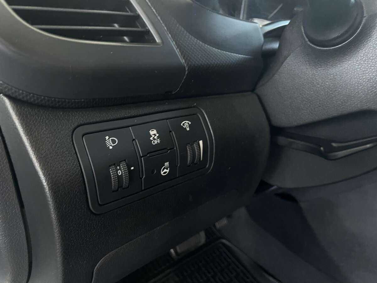 Hyundai Solaris б/у, 2016, Автоматическая. Фото: #13