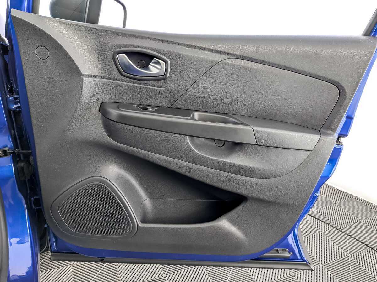 Renault Kaptur б/у, 2021, Механическая. Фото: #23