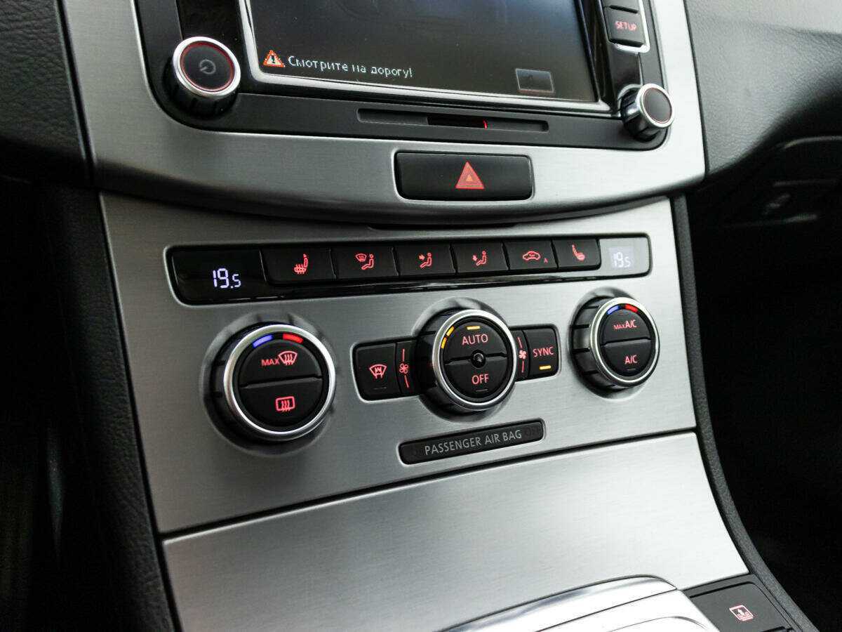 Volkswagen Passat CC б/у, 2013, Роботизированная. Фото: #15