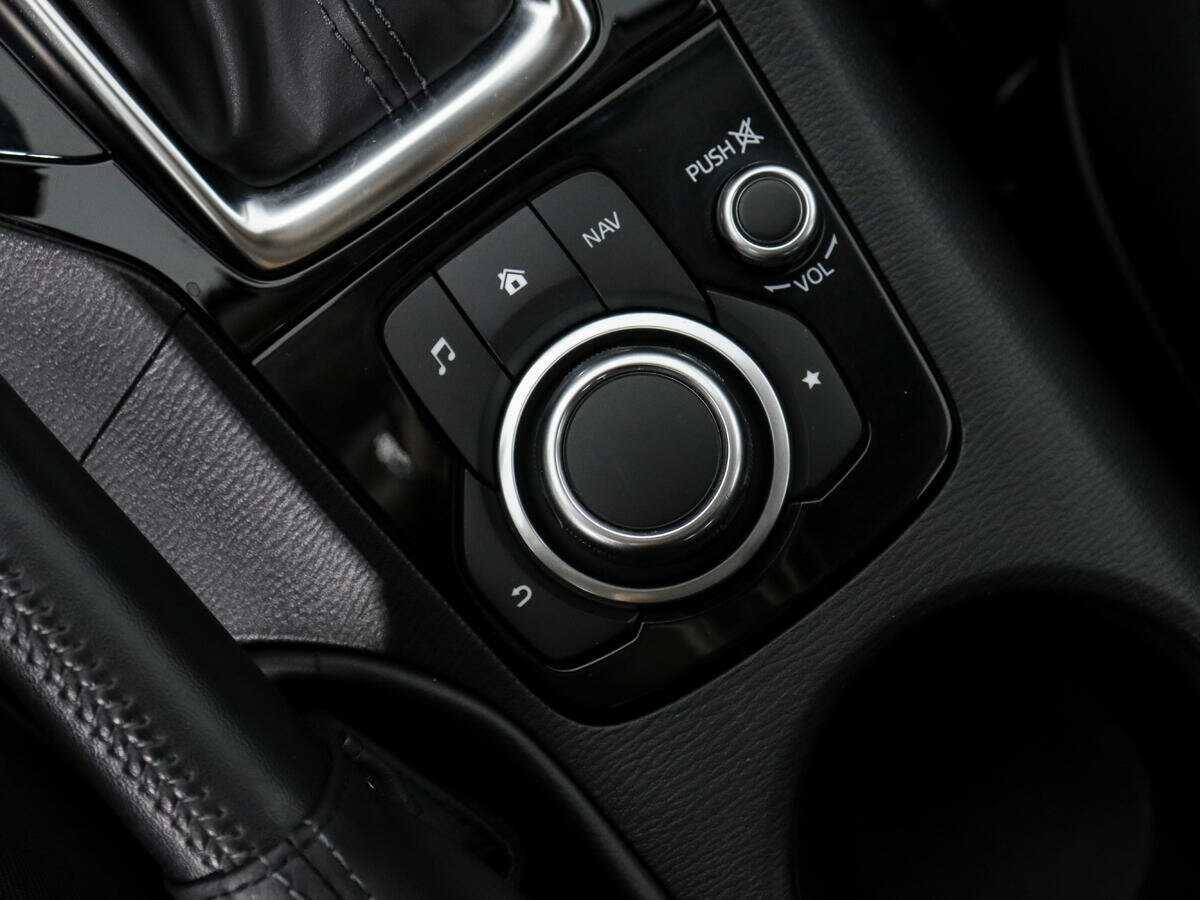 Mazda 3 б/у, 2016, Автоматическая. Фото: #11