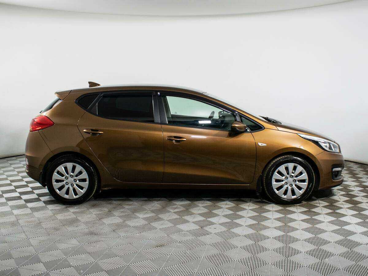 Kia Ceed б/у, 2017, Автоматическая. Фото: #3
