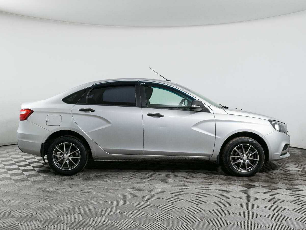 Lada (ВАЗ) Vesta б/у, 2017, Механическая. Фото: #3