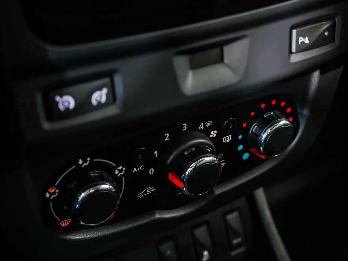 Renault Duster б/у, 2019, Механическая. Фото: #13