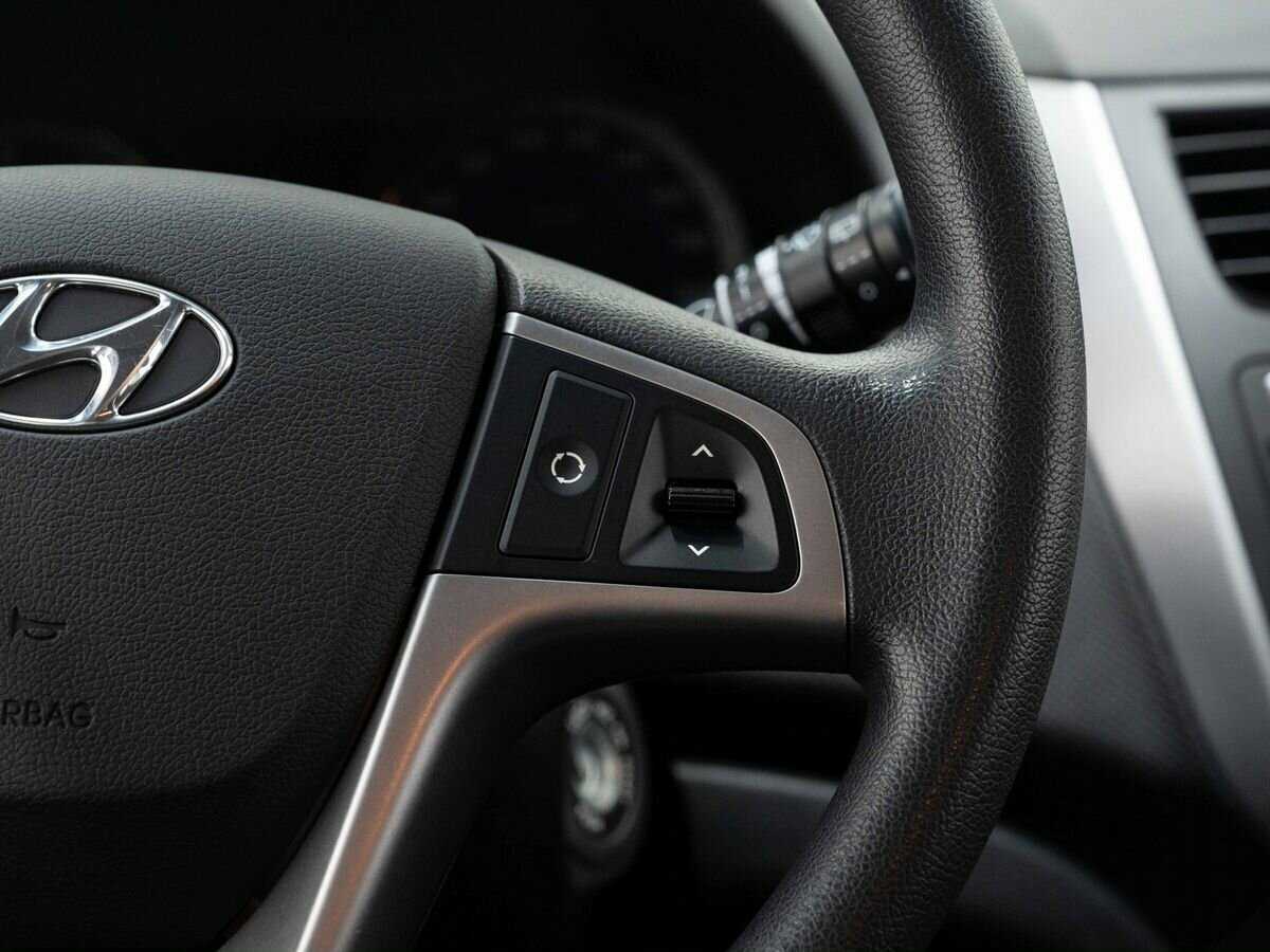 Hyundai Solaris б/у, 2016, Автоматическая. Фото: #16