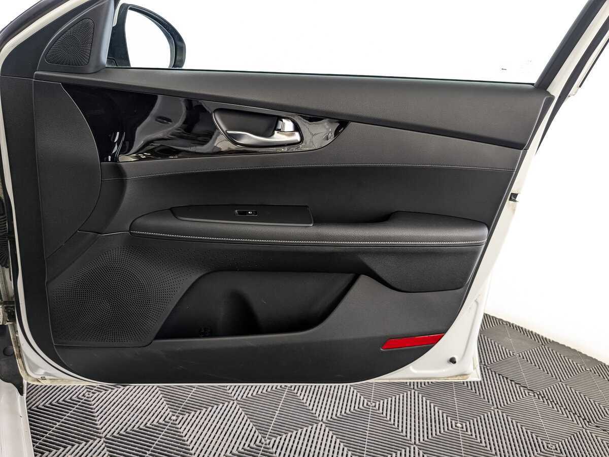 Kia Cerato б/у, 2020, Автоматическая. Фото: #22