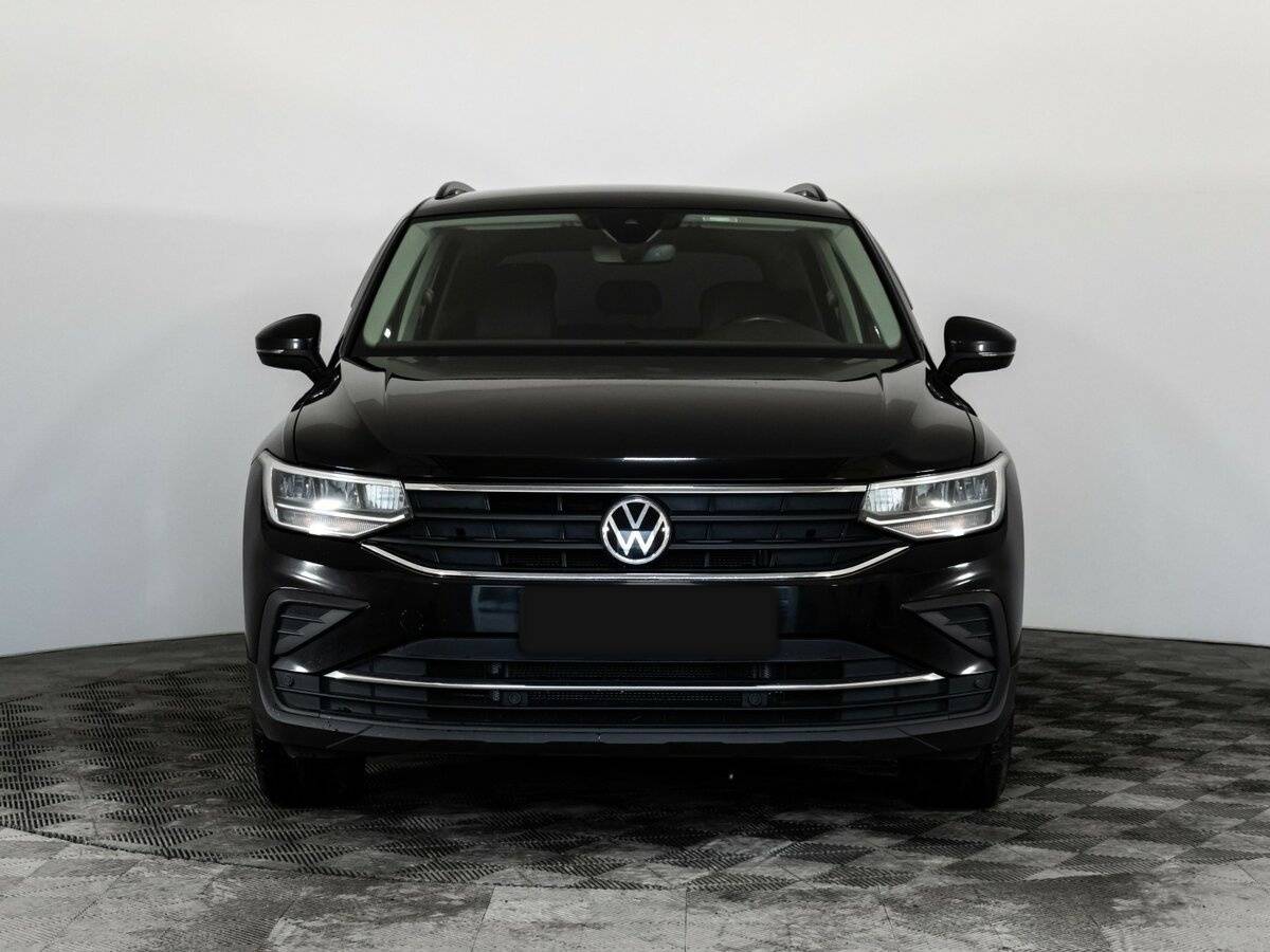 Volkswagen Tiguan б/у, 2021, Роботизированная. Фото: #1