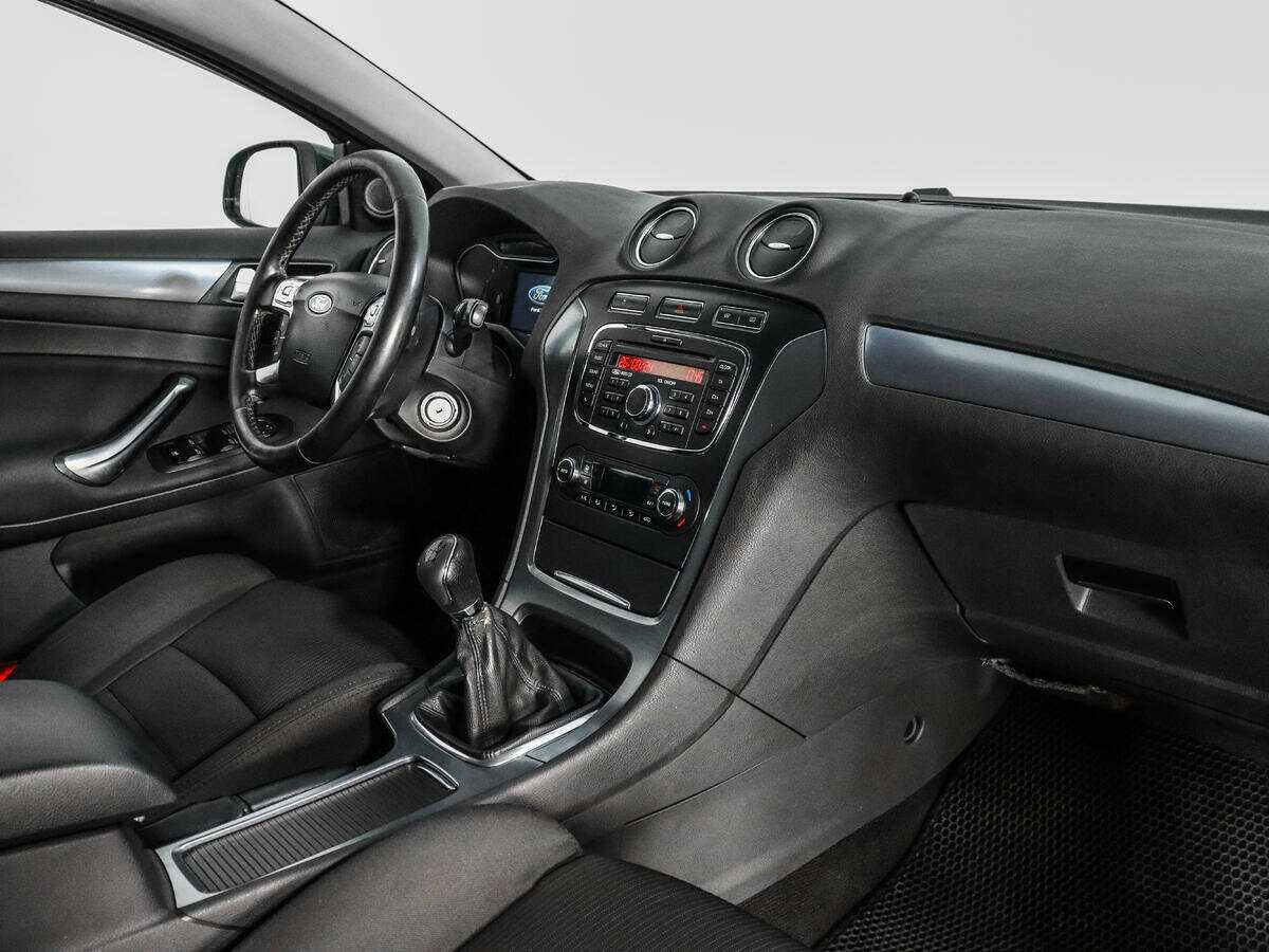 Ford Mondeo б/у, 2012, Механическая. Фото: #11