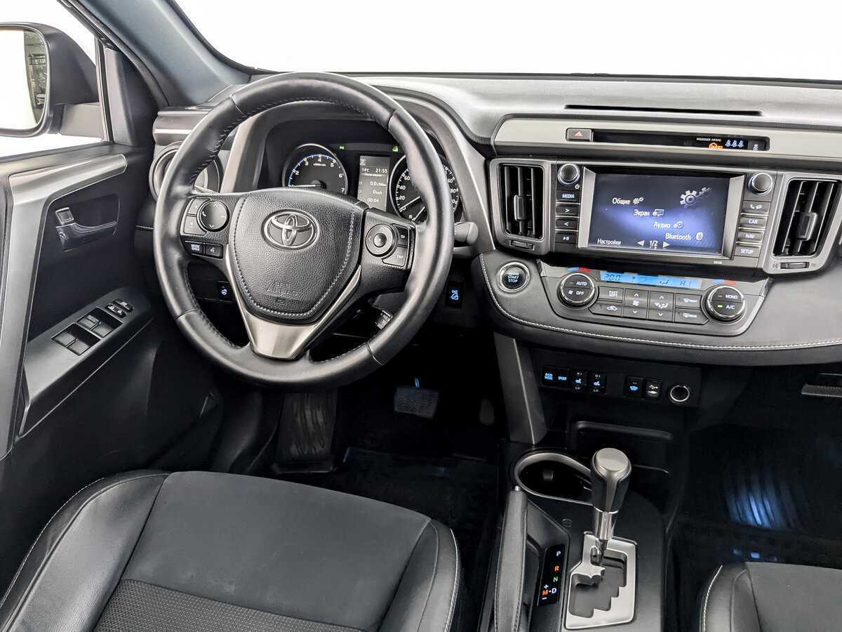 Toyota RAV4 б/у, 2017, Механическая. Фото: #26
