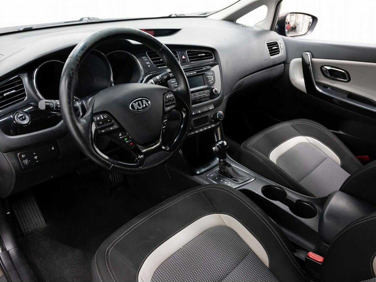 Kia Ceed б/у, 2013, Автоматическая. Фото: #6