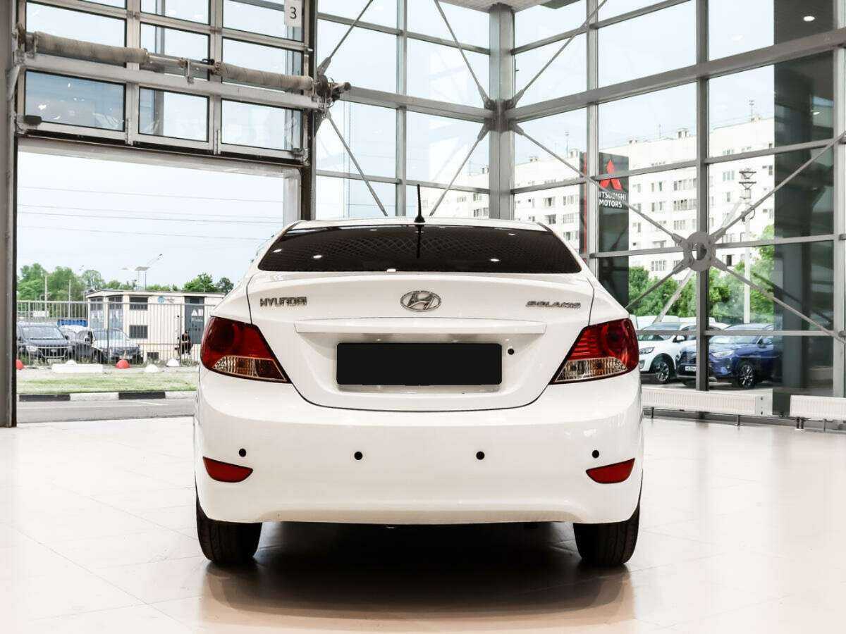 Hyundai Solaris б/у, 2012, Автоматическая. Фото: #6