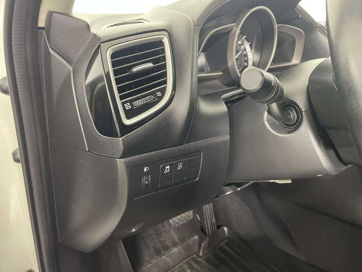 Mazda 3 б/у, 2014, Автоматическая. Фото: #7