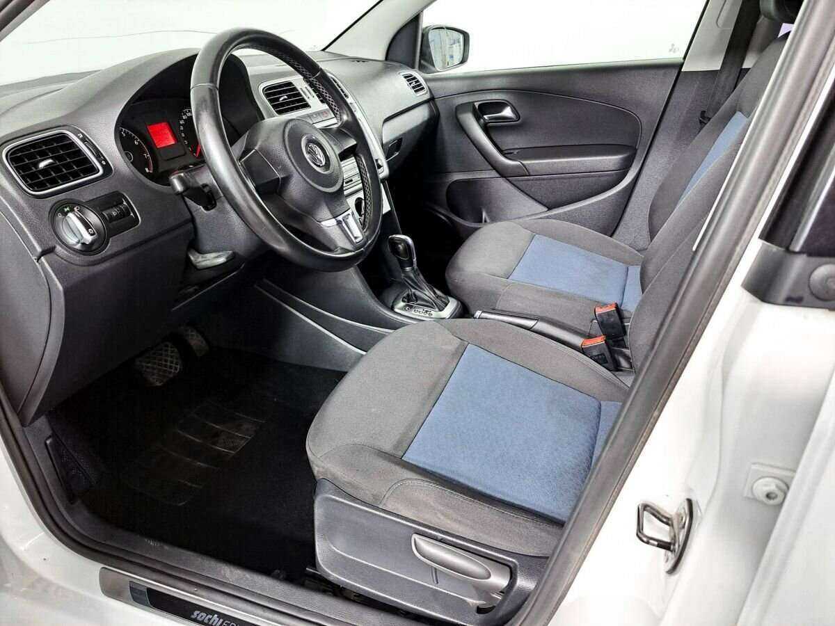 Volkswagen Polo б/у, 2013, Автоматическая. Фото: #11