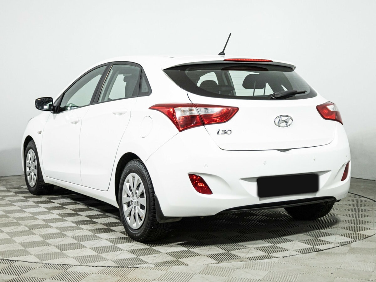 Hyundai i30 б/у, 2015, Автоматическая. Фото: #6