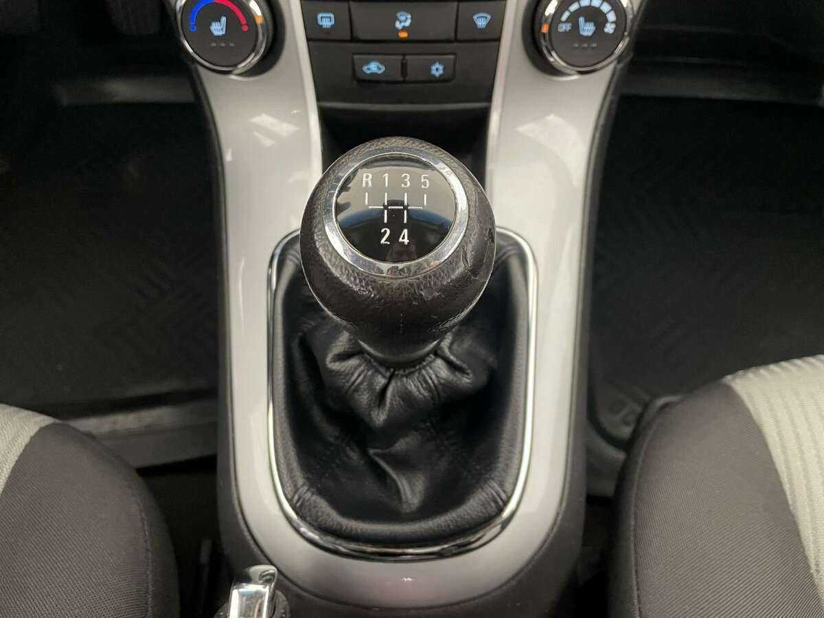 Chevrolet Cruze б/у, 2014, Механическая. Фото: #12