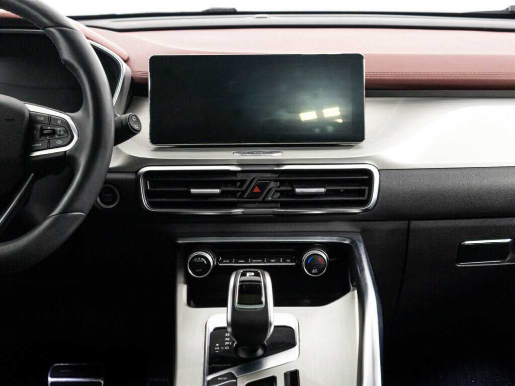 Geely Coolray б/у, 2021, Роботизированная. Фото: #13