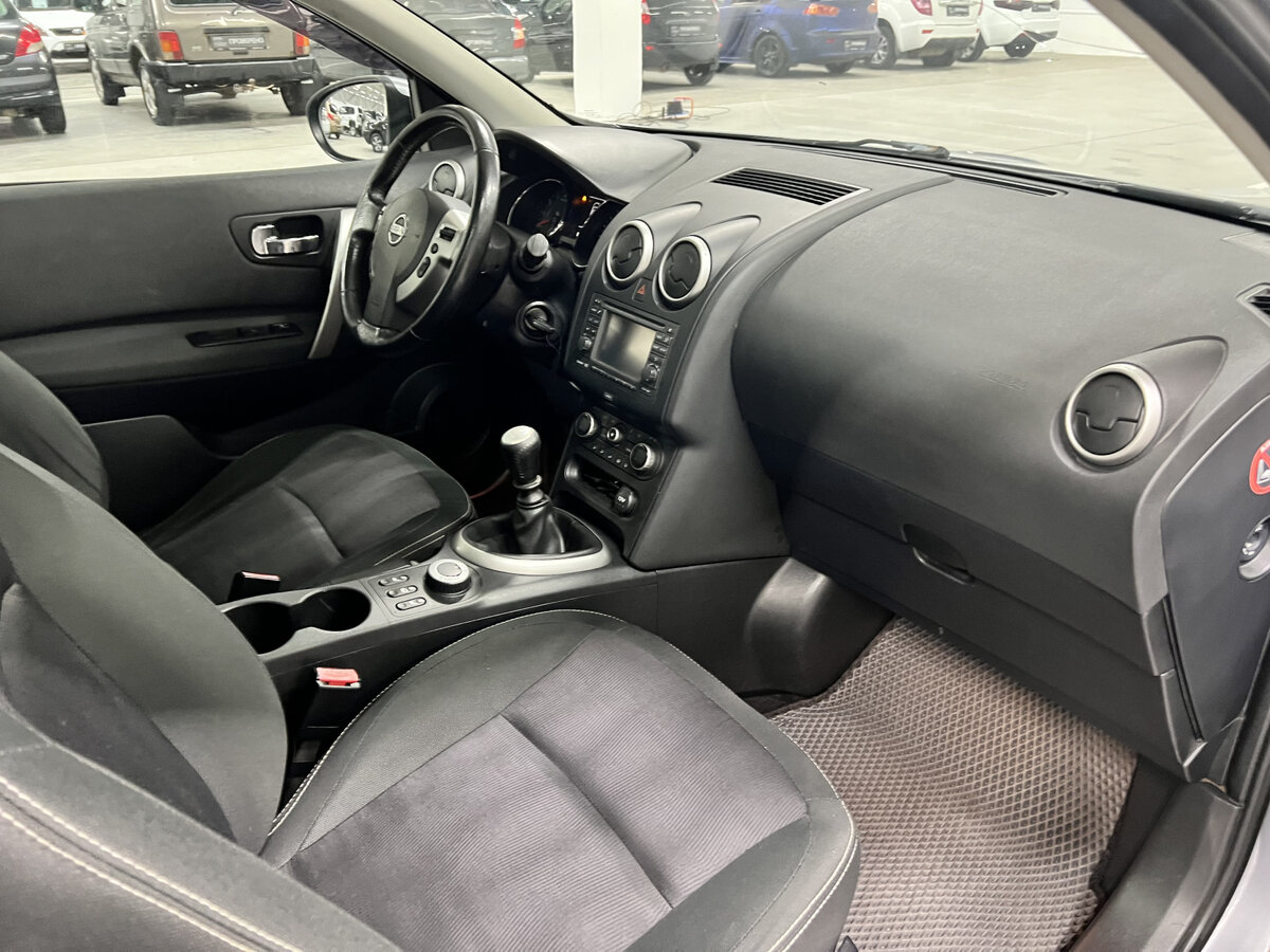 Nissan Qashqai б/у, 2012, Механическая. Фото: #10