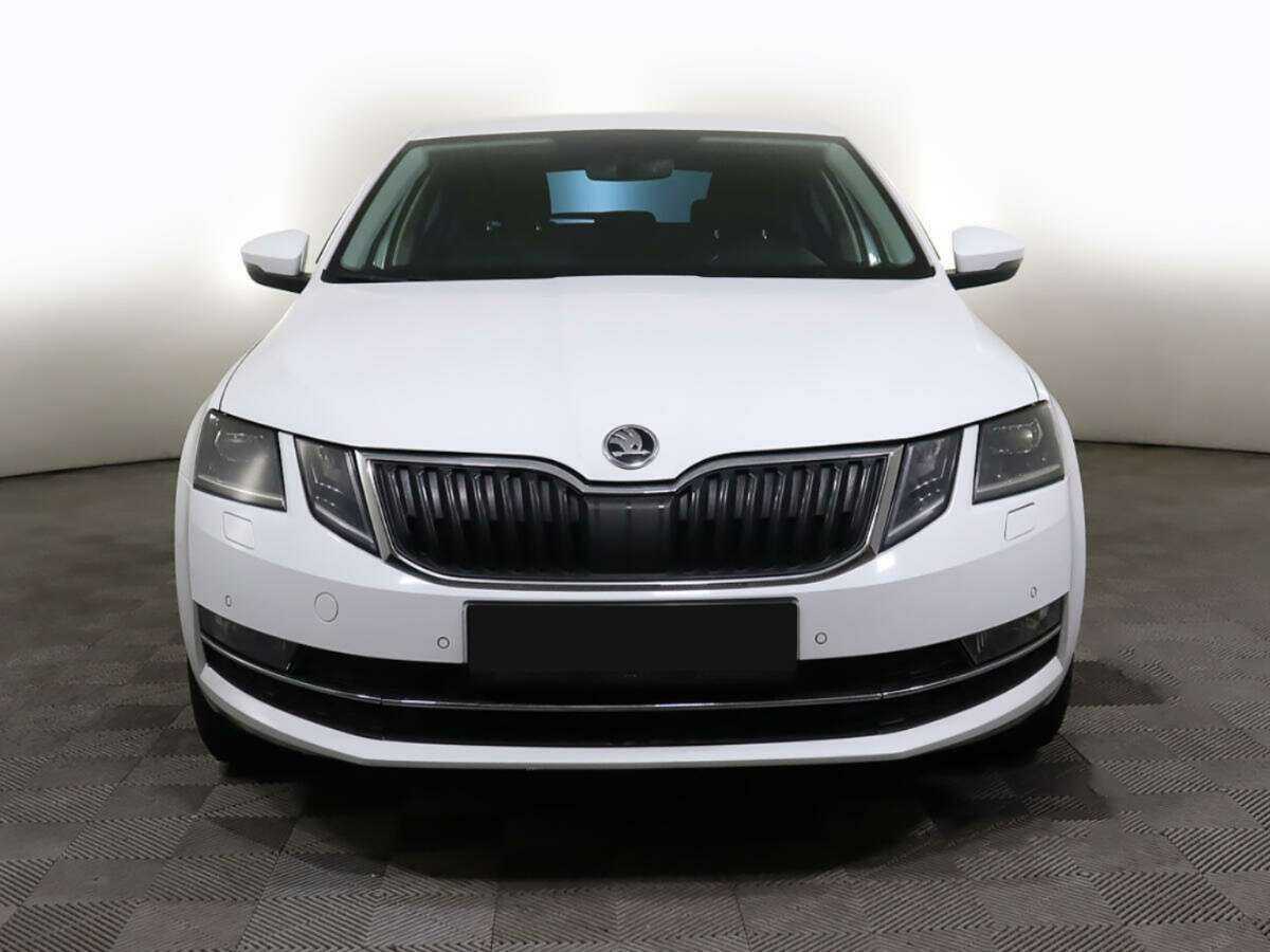 Skoda Octavia б/у, 2019, Роботизированная. Посмотреть фото