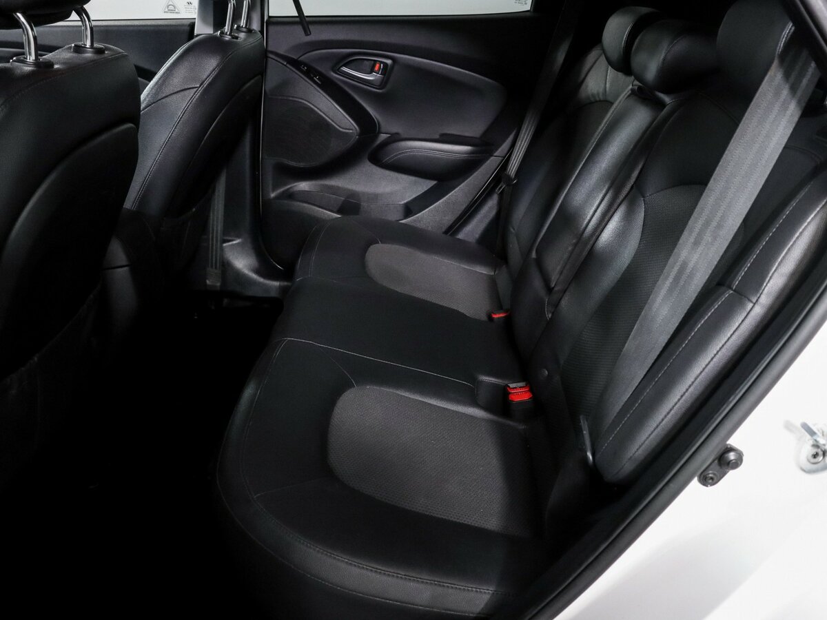 Hyundai ix35 б/у, 2014, Автоматическая. Фото: #7