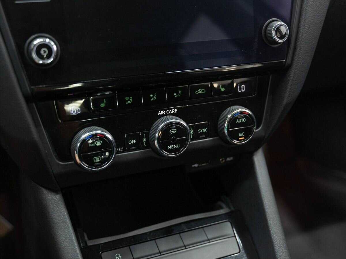 Skoda Octavia б/у, 2017, Роботизированная. Фото: #17