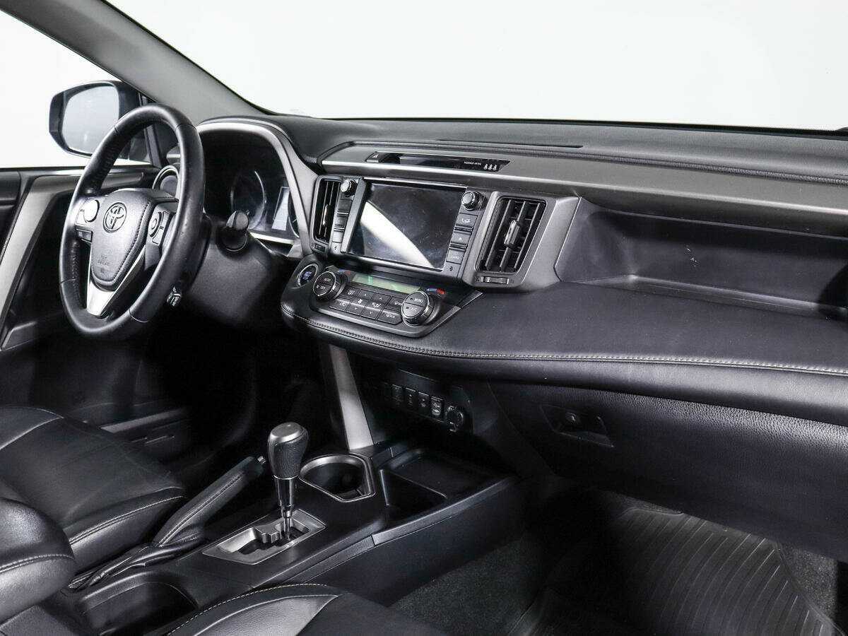 Toyota RAV4 б/у, 2017, Автоматическая. Фото: #6