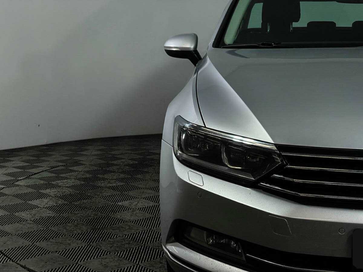 Volkswagen Passat б/у, 2016, Роботизированная. Фото: #14