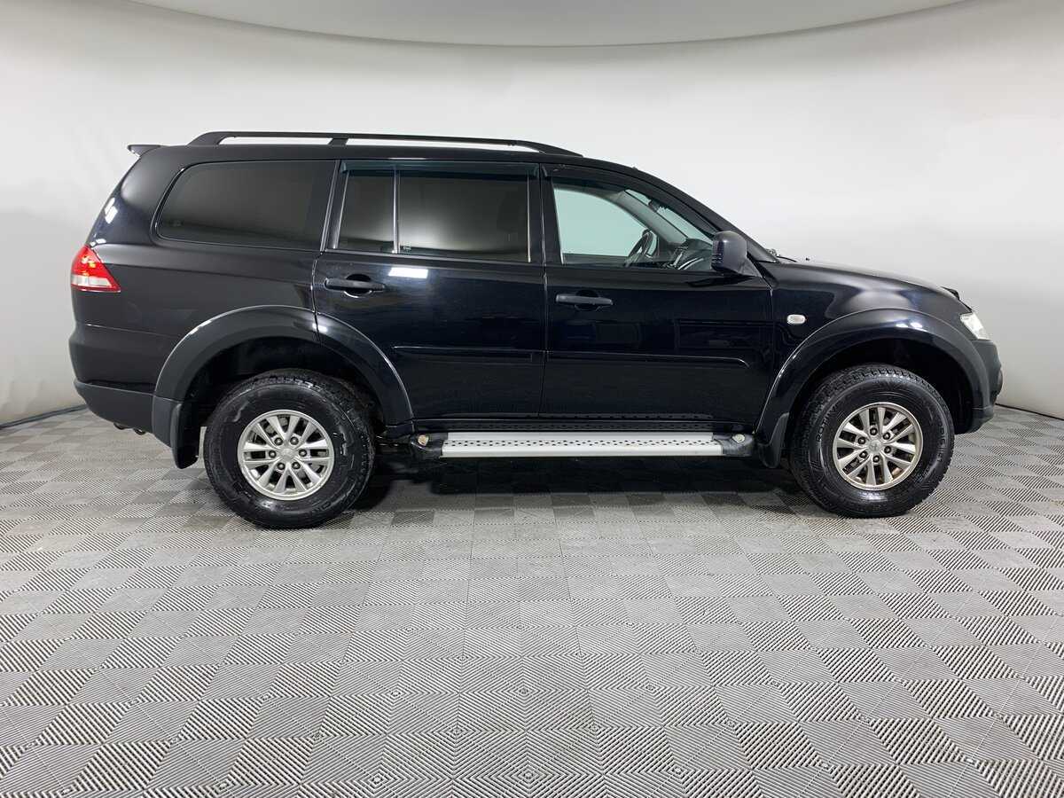 Mitsubishi Pajero Sport б/у, 2014, Механическая. Фото: #3