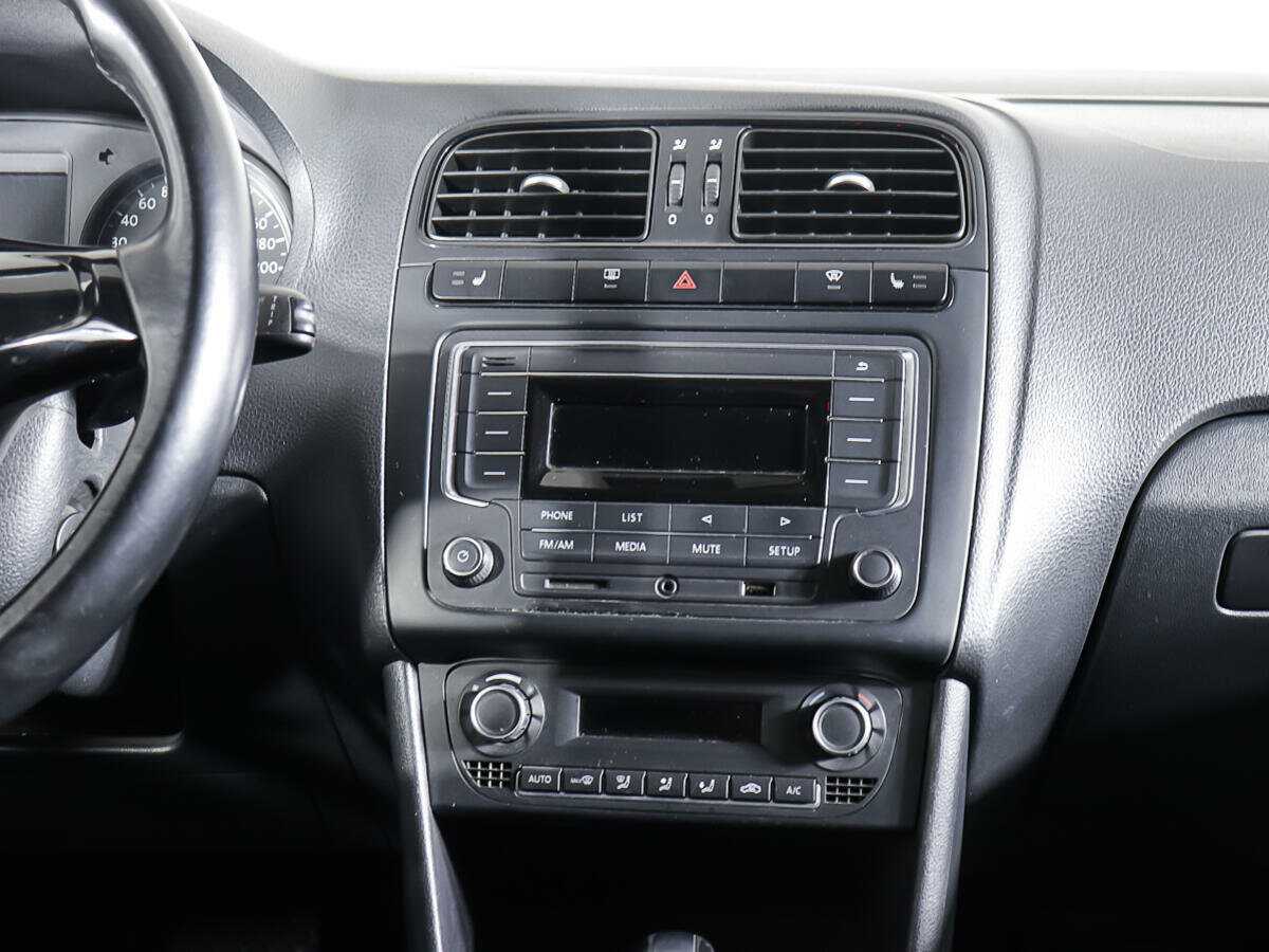 Volkswagen Polo б/у, 2017, Автоматическая. Фото: #10