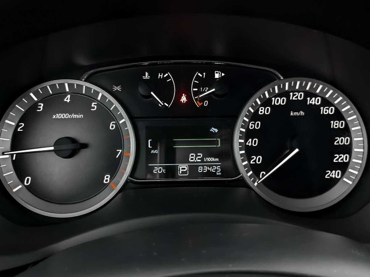 Nissan Tiida б/у, 2015, Вариатор. Фото: #11