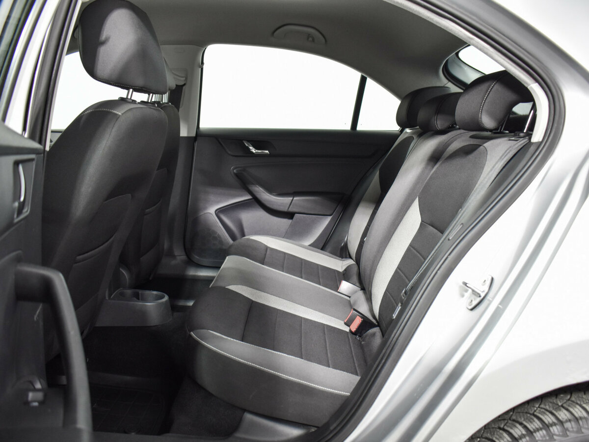 Skoda Rapid б/у, 2017, Роботизированная. Фото: #10