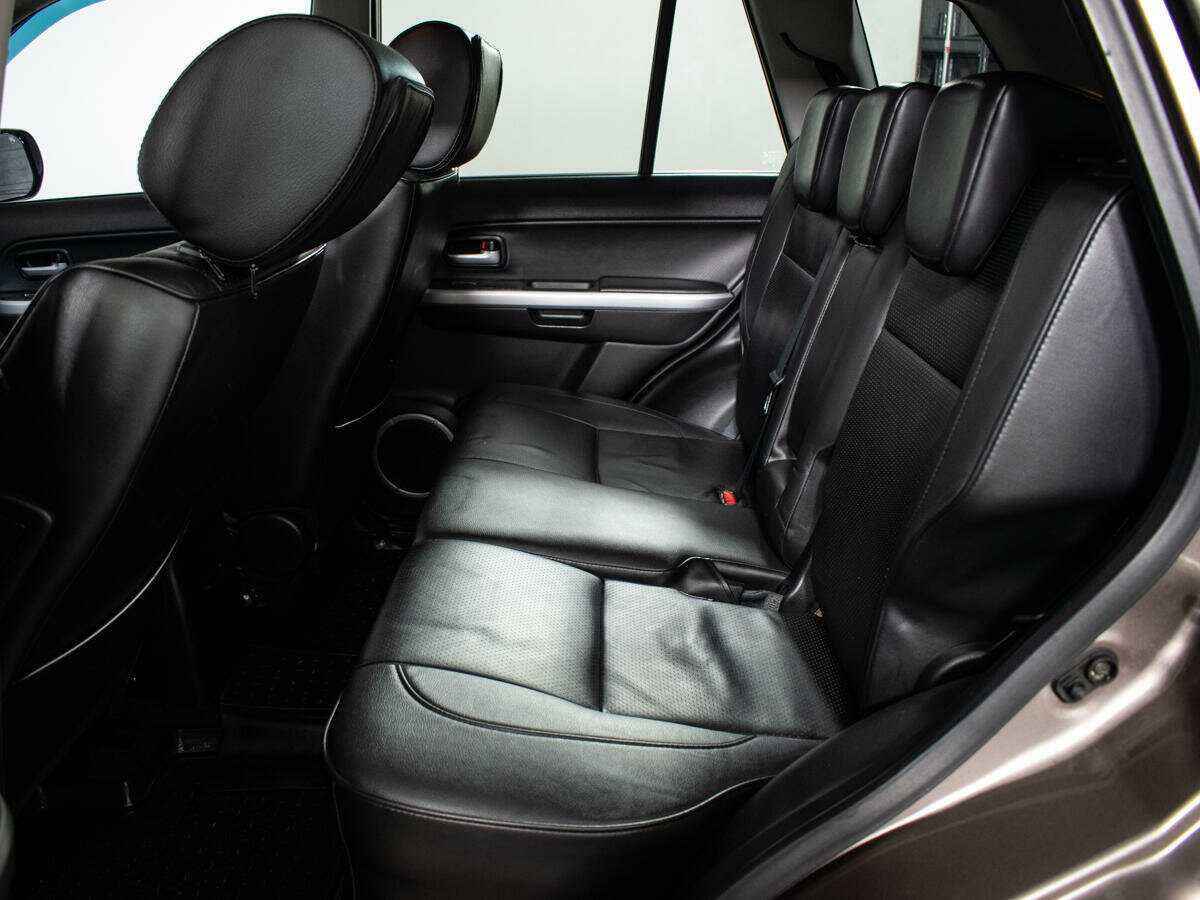 Suzuki Grand Vitara б/у, 2014, Автоматическая. Фото: #4