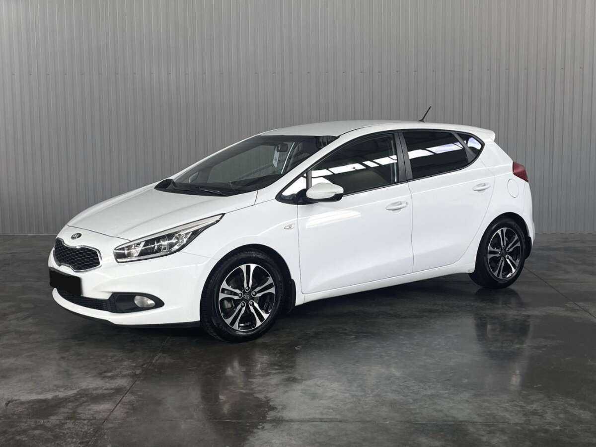 Kia Ceed б/у, 2013, Механическая. Посмотреть фото