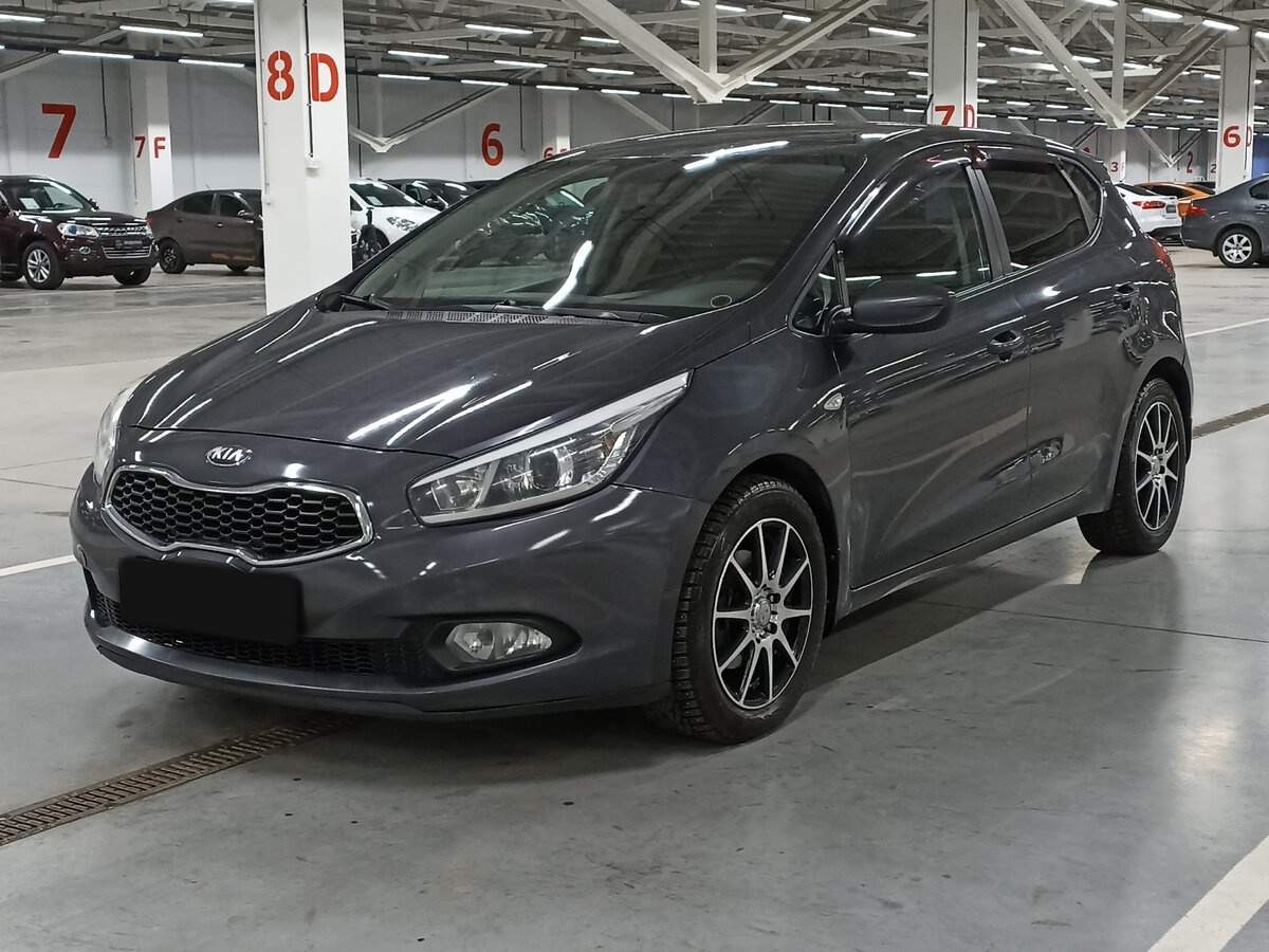 Kia Ceed б/у, 2012, Механическая. Посмотреть фото