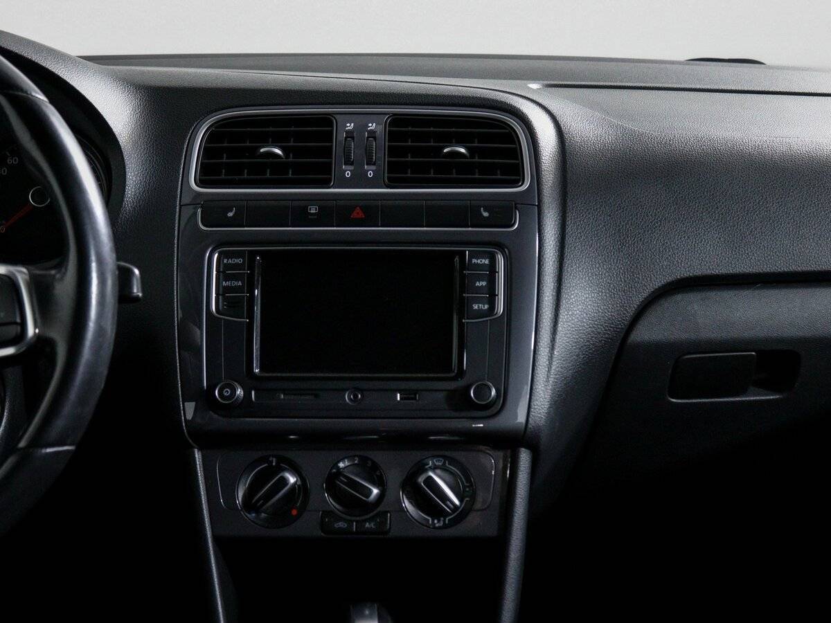 Volkswagen Polo б/у, 2019, Автоматическая. Фото: #12