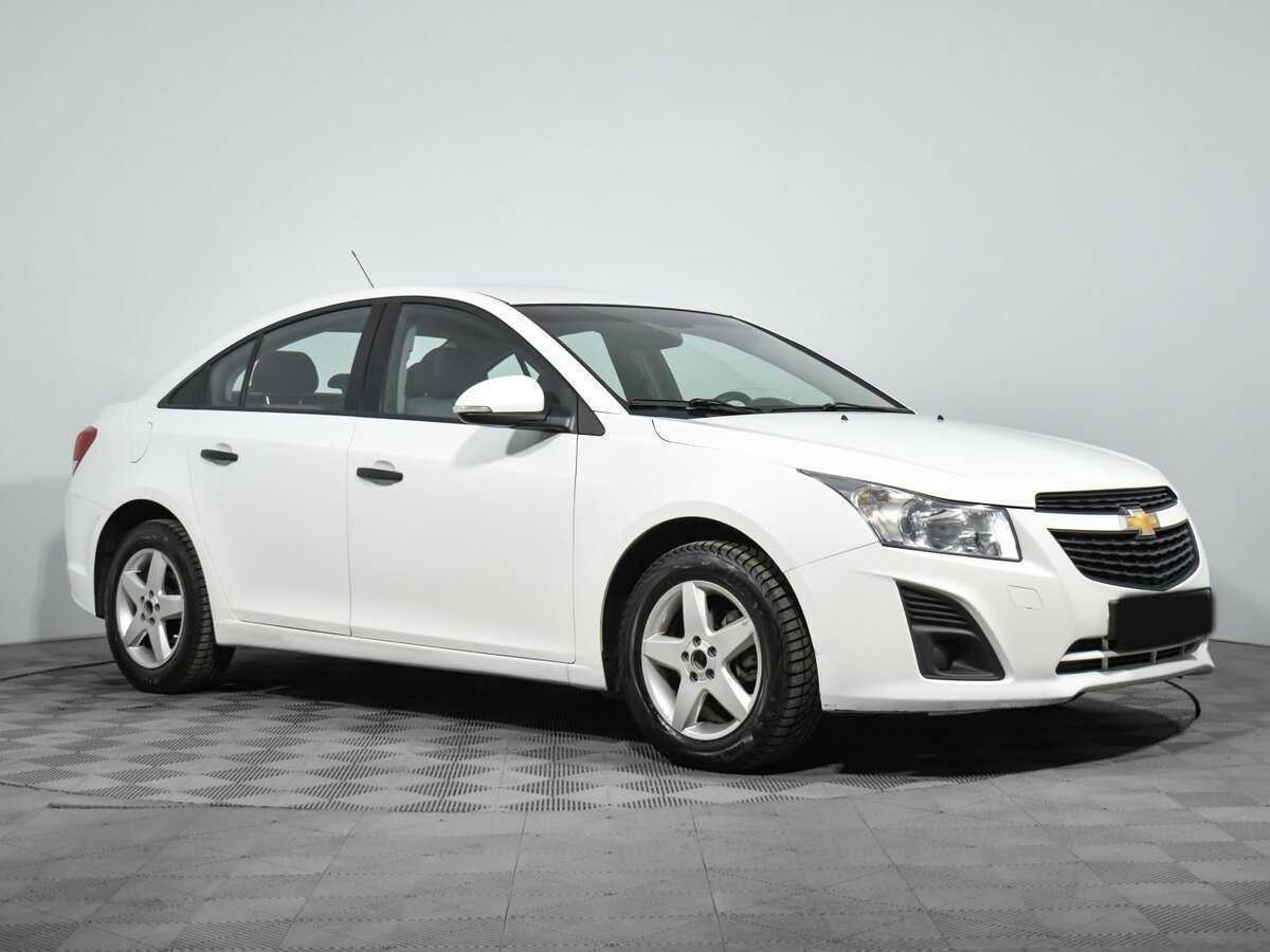 Chevrolet Cruze б/у, 2014, Механическая. Фото: #2