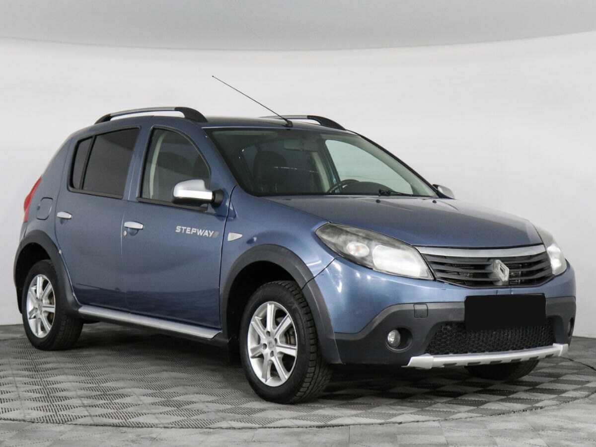 Renault Sandero б/у, 2013, Механическая. Фото: #1