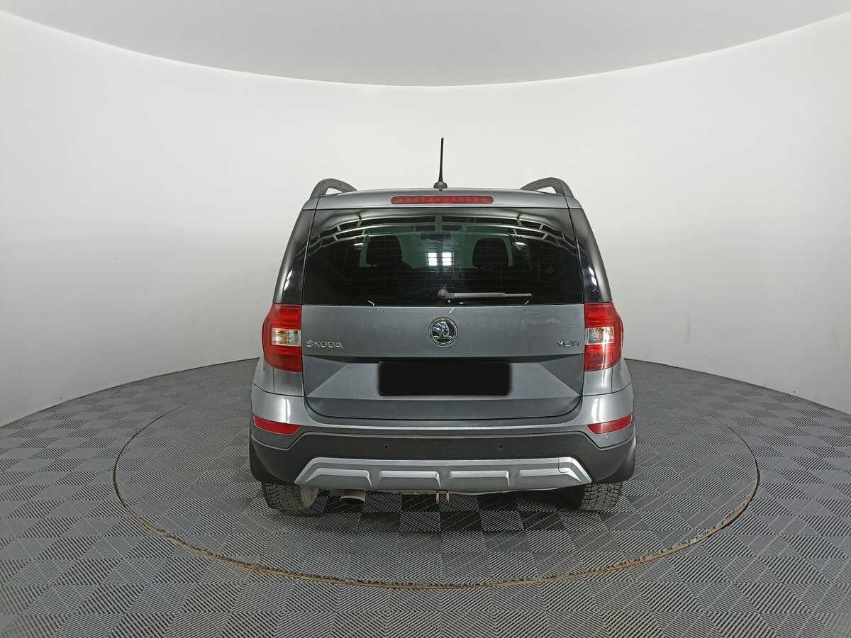 Skoda Yeti б/у, 2017, Механическая. Фото: #5