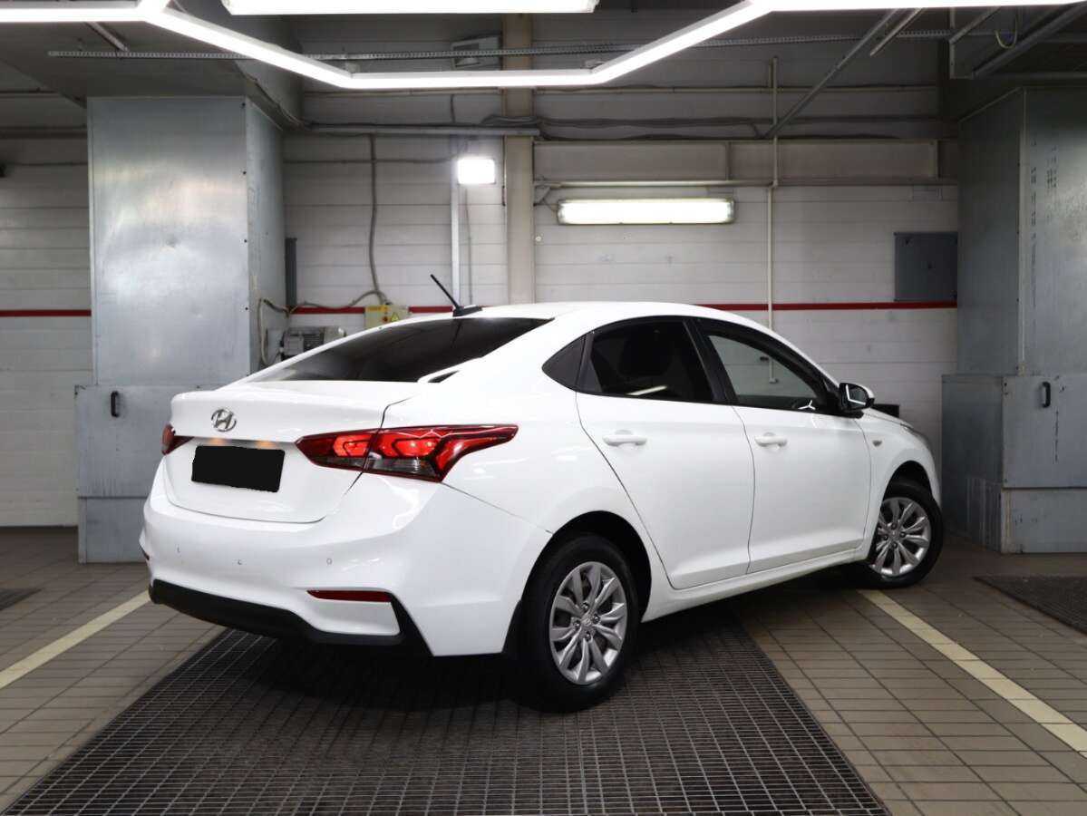 Hyundai Solaris б/у, 2018, Автоматическая. Фото: #1