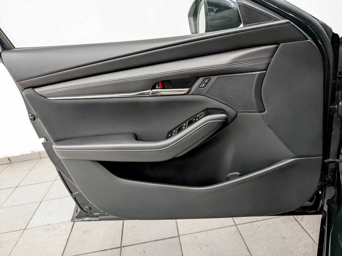 Mazda 3 б/у, 2019, Автоматическая. Фото: #18