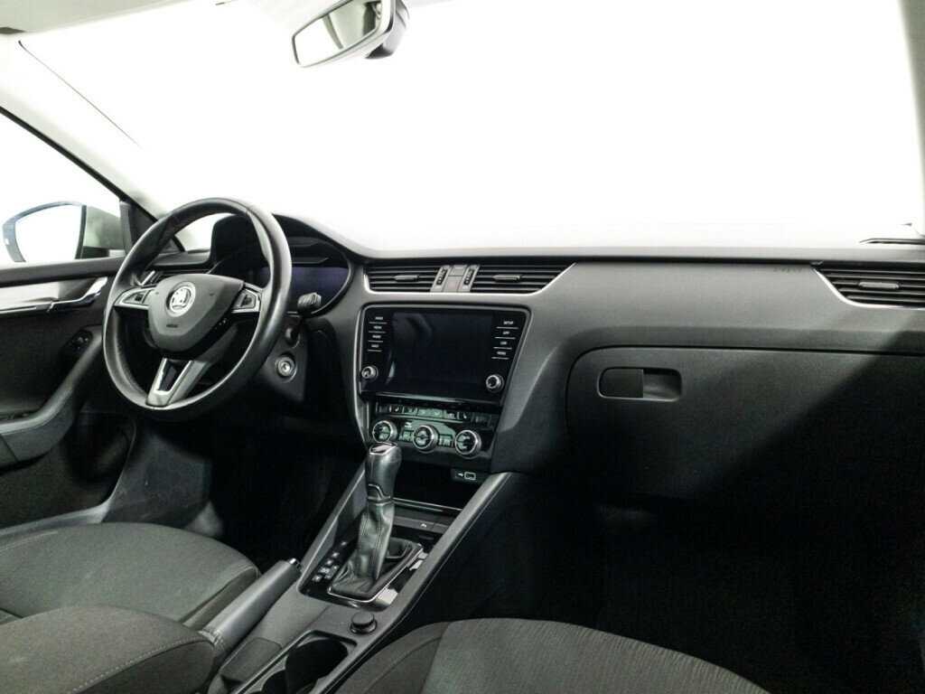 Skoda Octavia б/у, 2018, Автоматическая. Фото: #8