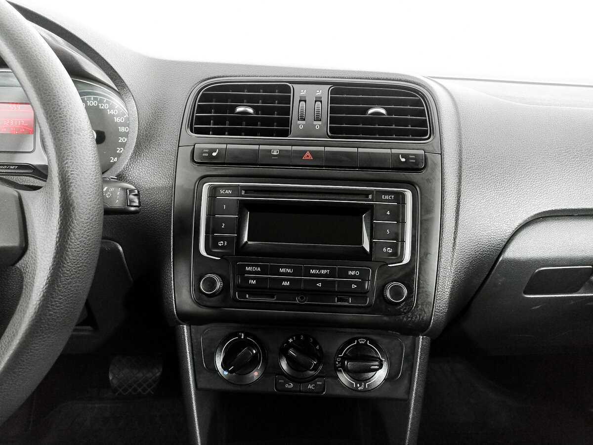 Volkswagen Polo б/у, 2014, Автоматическая. Фото: #10