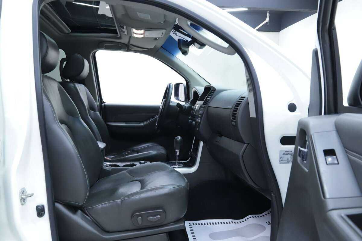 Nissan Pathfinder б/у, 2012, Автоматическая. Фото: #15