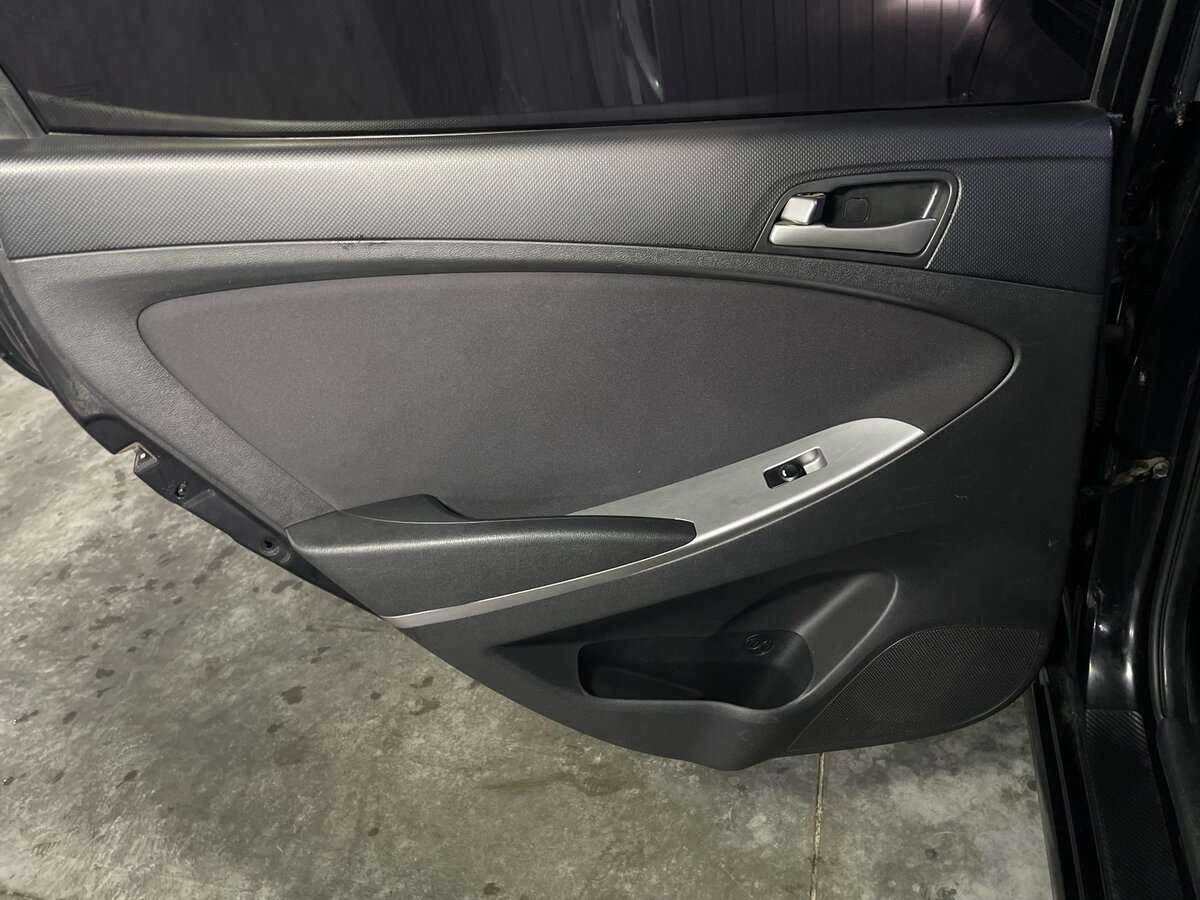 Hyundai Solaris б/у, 2016, Автоматическая. Фото: #20