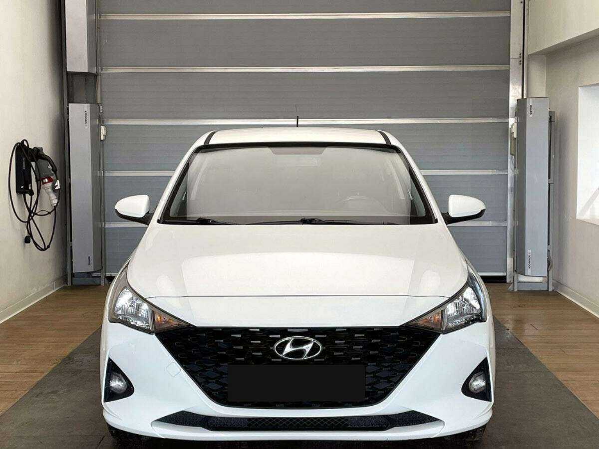 Hyundai Solaris б/у, 2020, Автоматическая. Фото: #1