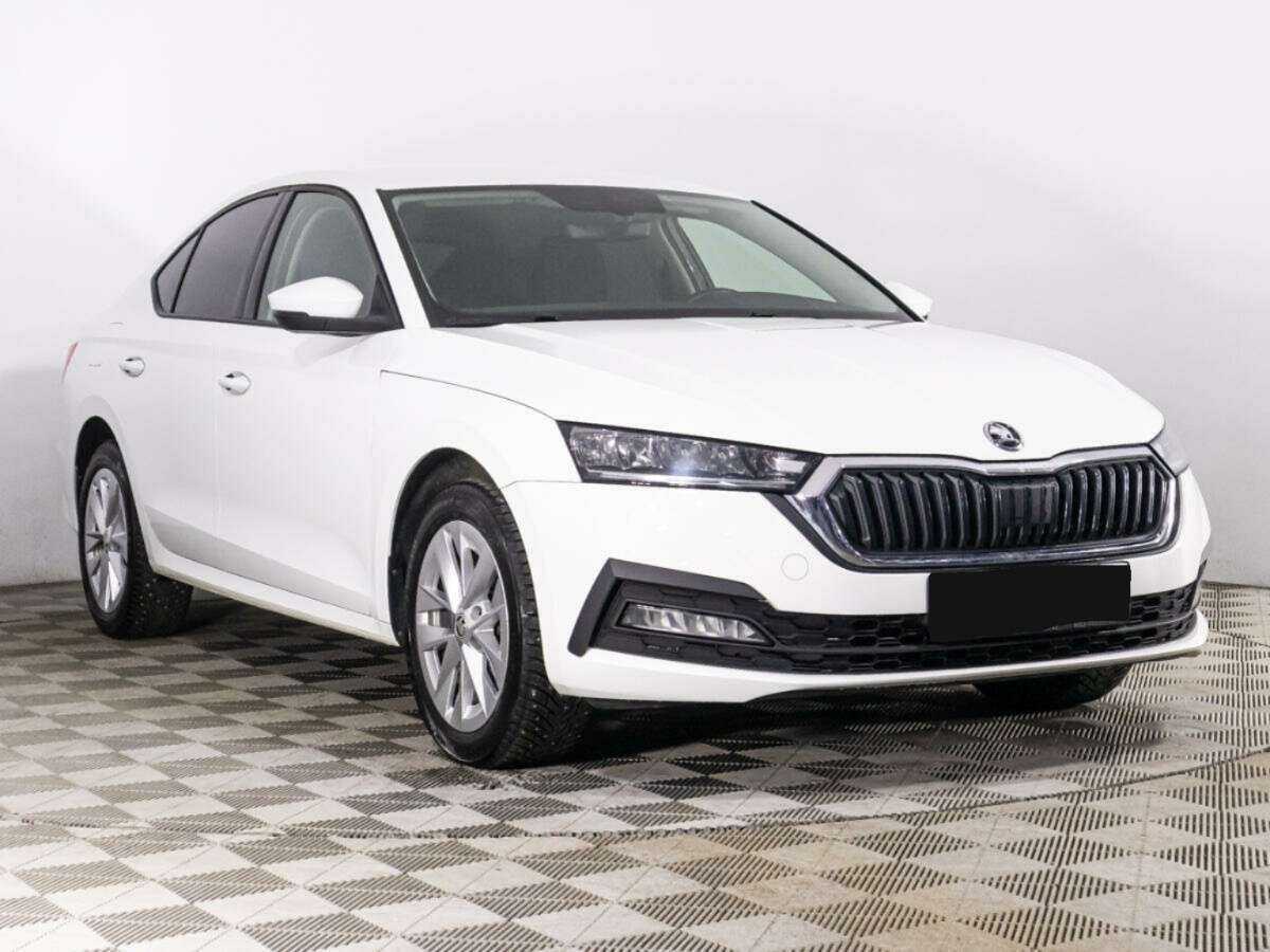 Skoda Octavia б/у, 2021, Автоматическая. Фото: #2