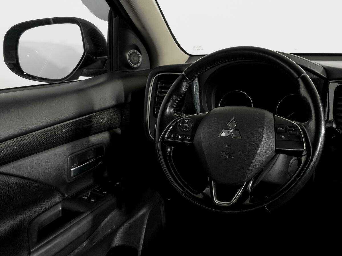 Mitsubishi Outlander б/у, 2017, Вариатор. Фото: #12