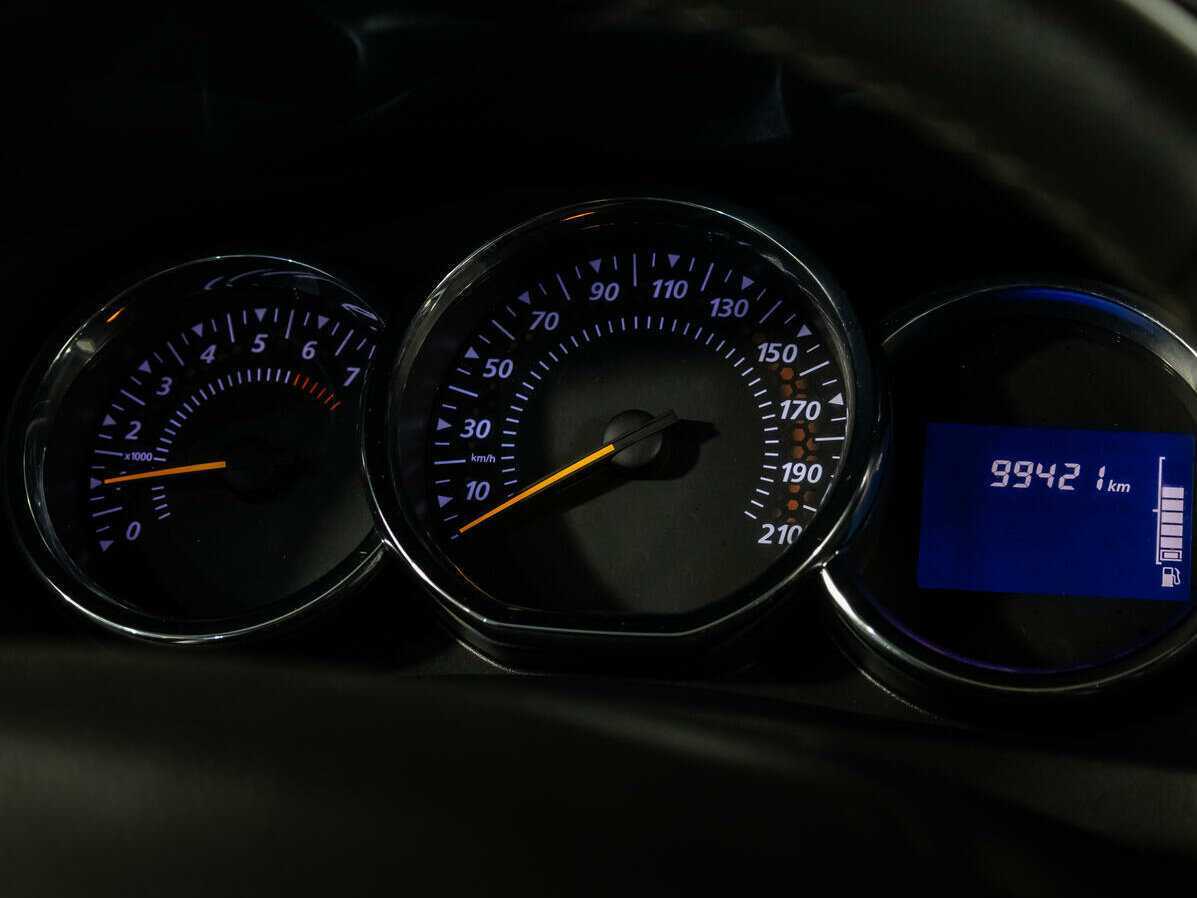 Renault Sandero б/у, 2017, Механическая. Фото: #10